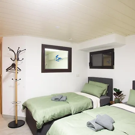 Stilvolles 1,5-zimmer-apartment In Mit Eigenem Parkplatz 公寓